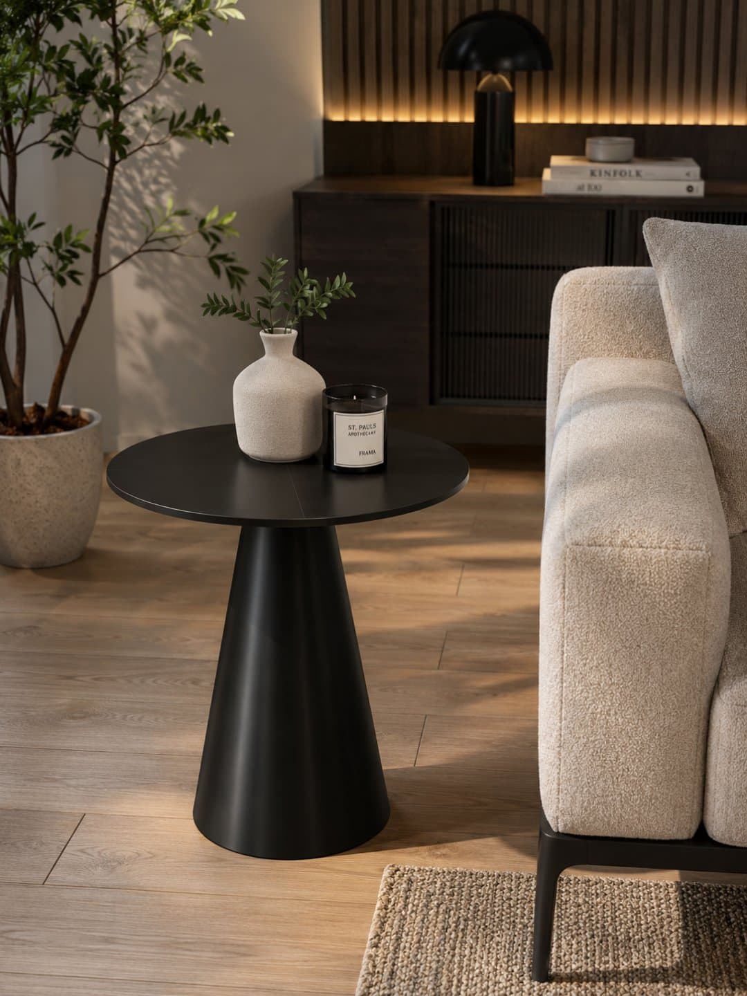 Luna Vase